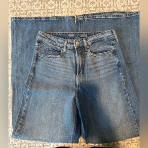 Old Navy Women’s Blue Wide-Leg Jeans